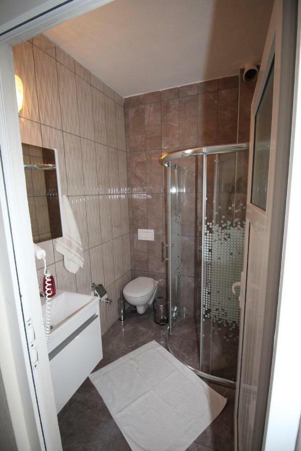Yuerekli Apart Hotel Авса Адасі Екстер'єр фото